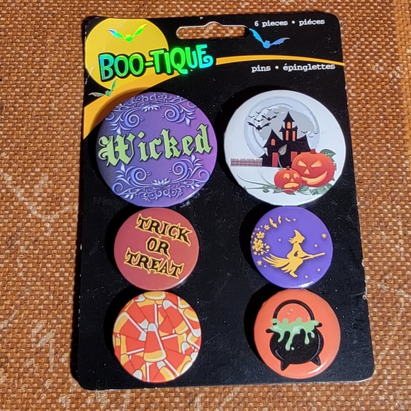 NWT Group of Halloween Party Decorations - Picture 6 of 11